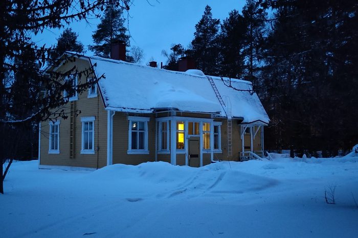 Kilpailuta sähkösopimus 2026 – näin se etenee